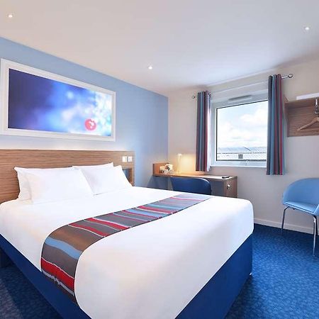 Travelodge Leeds Central Habitación foto