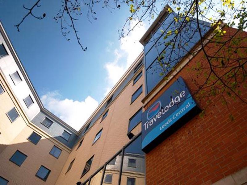 Travelodge Leeds Central Exterior foto