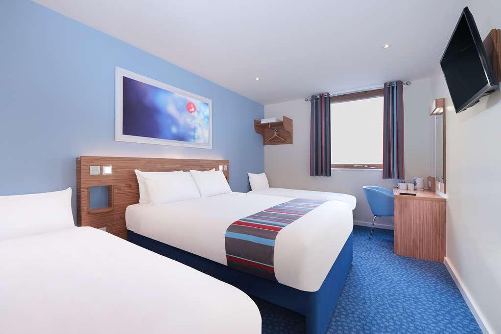 Travelodge Leeds Central Habitación foto