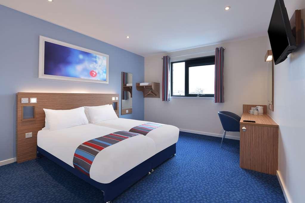 Travelodge Leeds Central Habitación foto