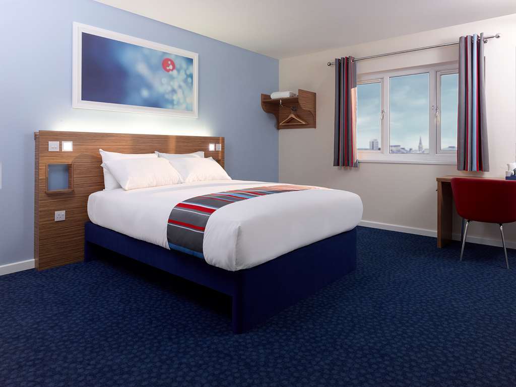 Travelodge Leeds Central Habitación foto