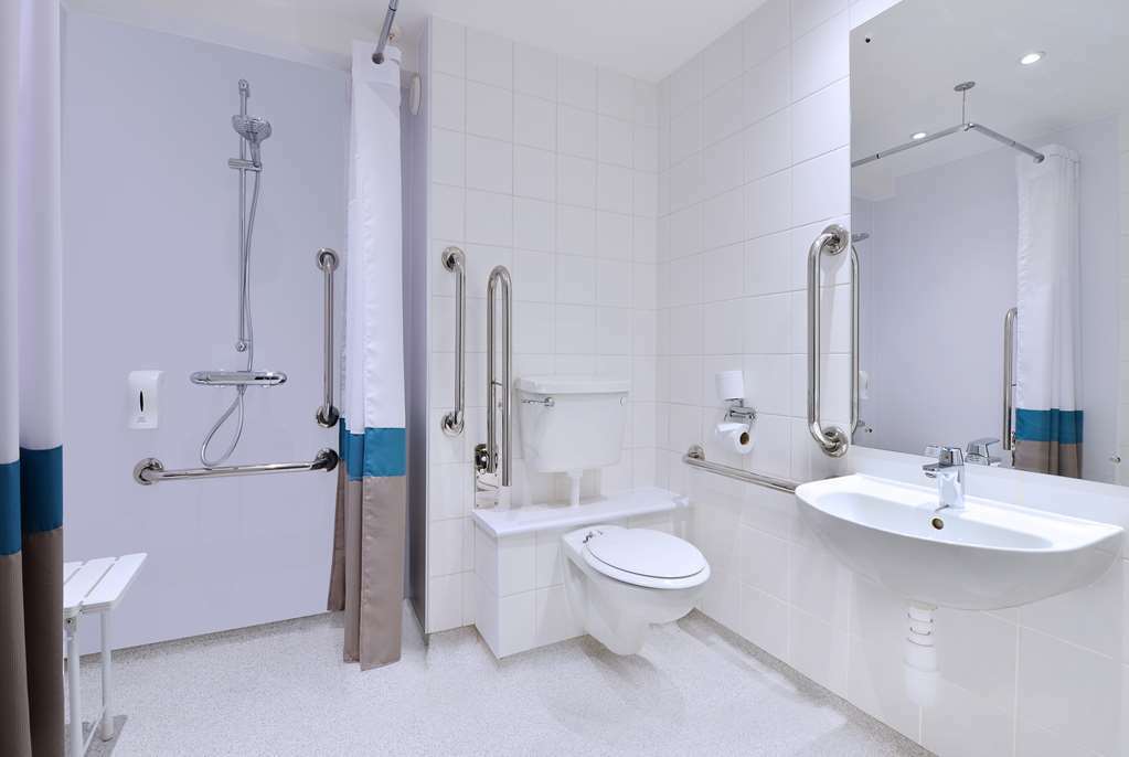 Travelodge Leeds Central Habitación foto